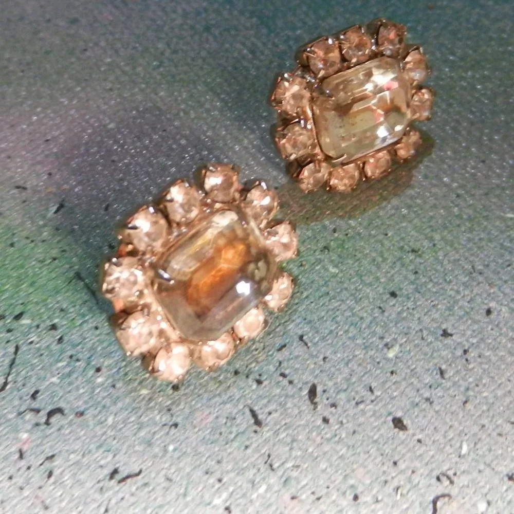 VTG Contempo silver pierced earrings marquis solitaire set in silver tone studs